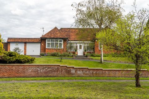 Station Road, Thurnby LE7