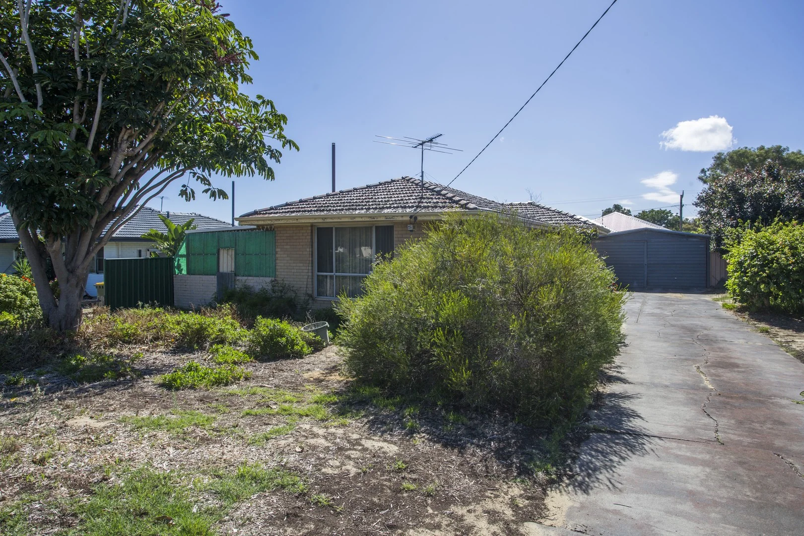 42 Keeley Way, Girrawheen WA 6064