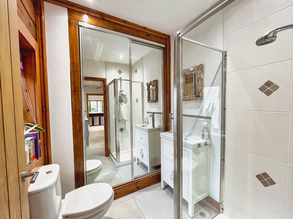 Additional image 22 of 4 bed detached house for saleThistledome, 25 Oakmead Road, Llanharan, Pontyclun CF72