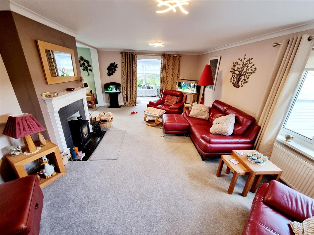 Additional image 3 of 3 bed detached bungalow for saleHomefield Park, Bodmin PL31