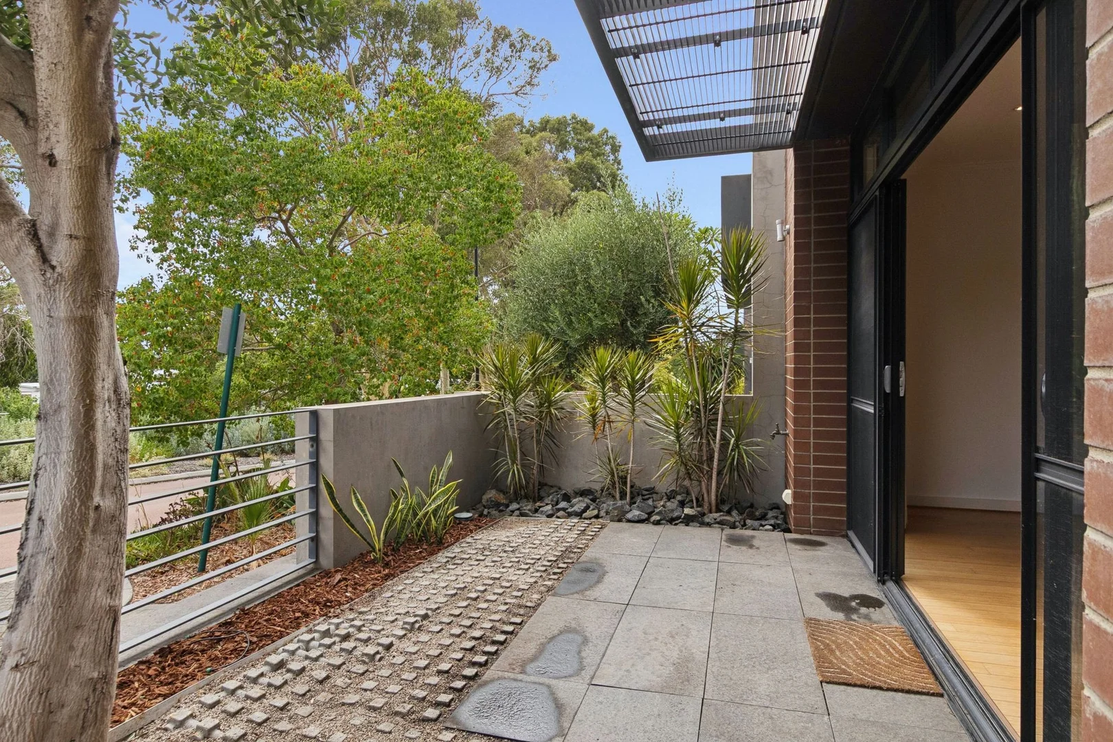 Additional image 20 of 8 Lupin Hill Grove, Nedlands WA 6009