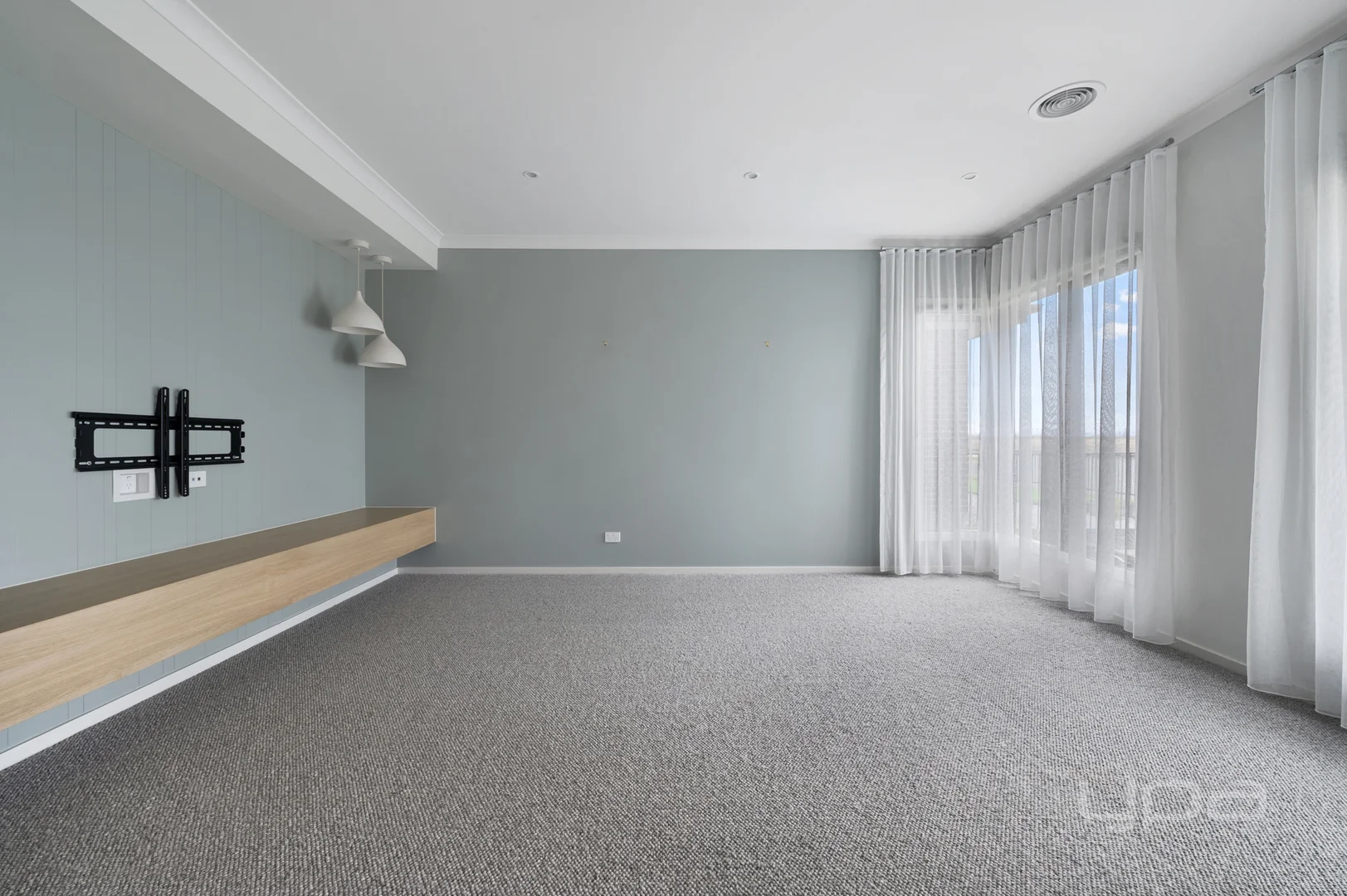 9 Riversdale Boulevard, Weir Views VIC 3338 photo 3