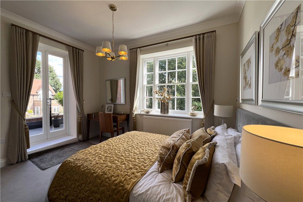 Additional image 4 of 2 bed flat for saleHall Garden, Binfield, Bracknell RG42