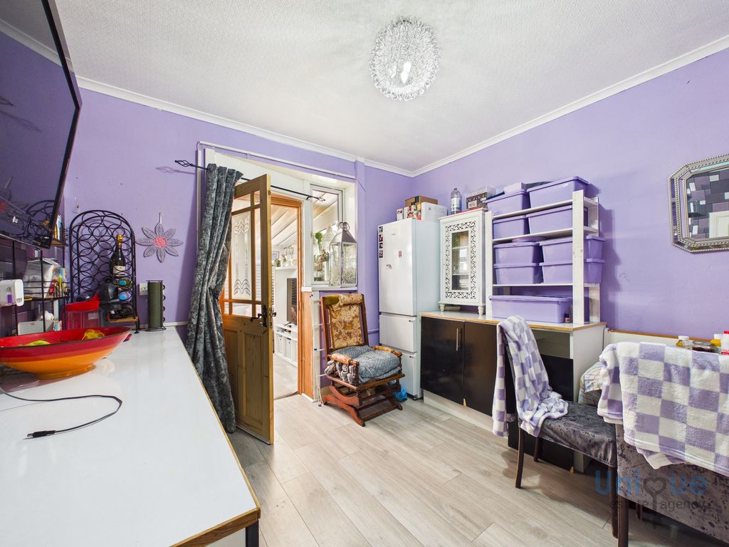 Additional image 7 of 3 bed semi-detached house for saleDrakelowe Avenue, Blackpool FY4