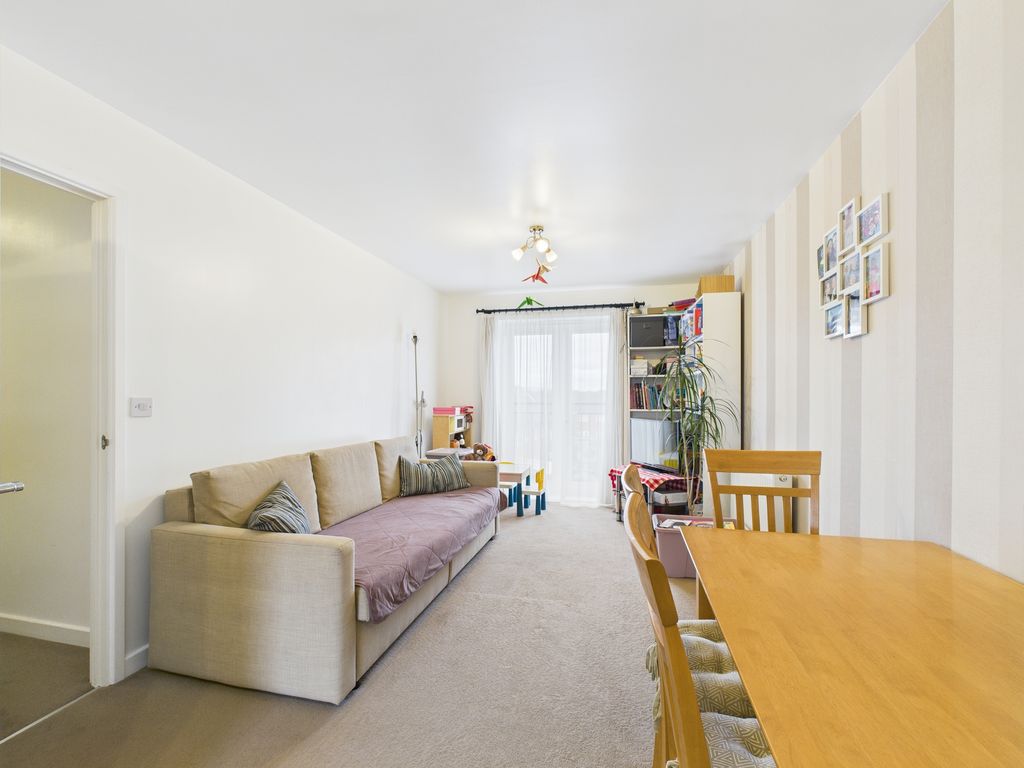 Additional image 5 of 2 bed flat for saleTeeswater Walk, Bridgwater TA6