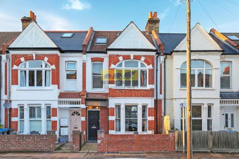 Devonshire Road, Colliers Wood, London SW19