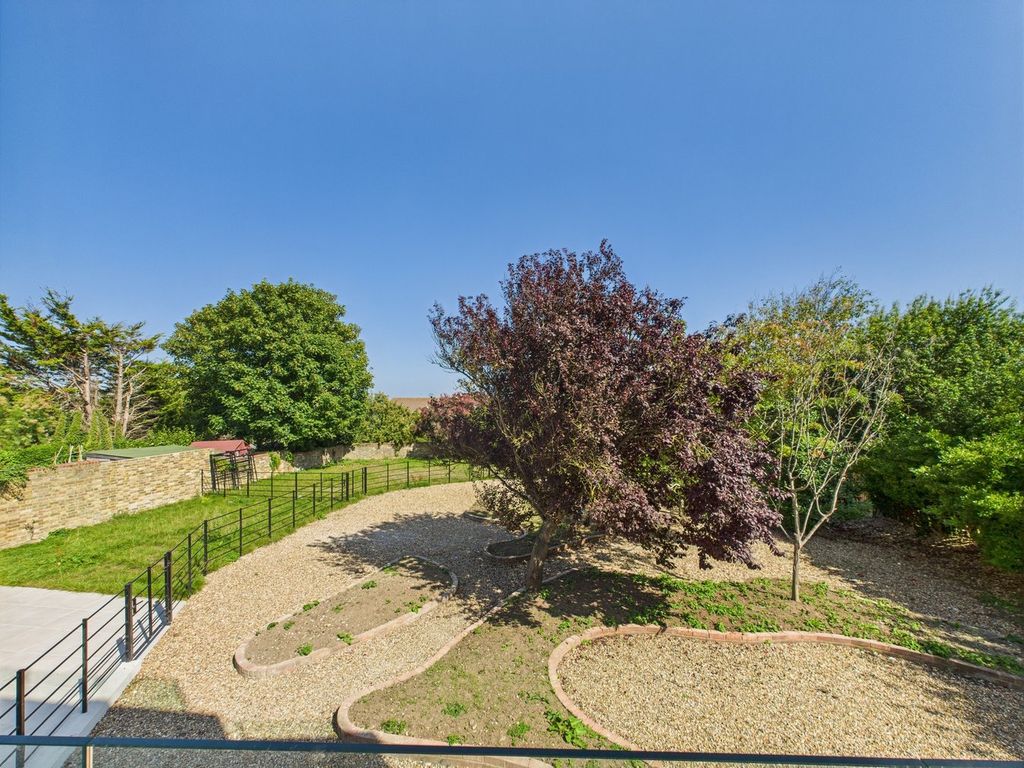 Additional image 4 of 2 bed flat for saleStone Road, Broadstairs CT10