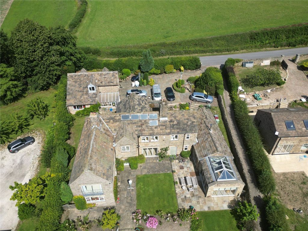 Additional image 12 of 5 bed detached house for saleLittle Orchards, Holmesfield, Derbyshire S18