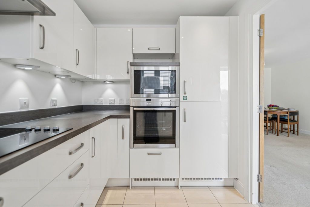 Additional image 7 of 1 bed property for saleMarlow Road, Bourne End SL8
