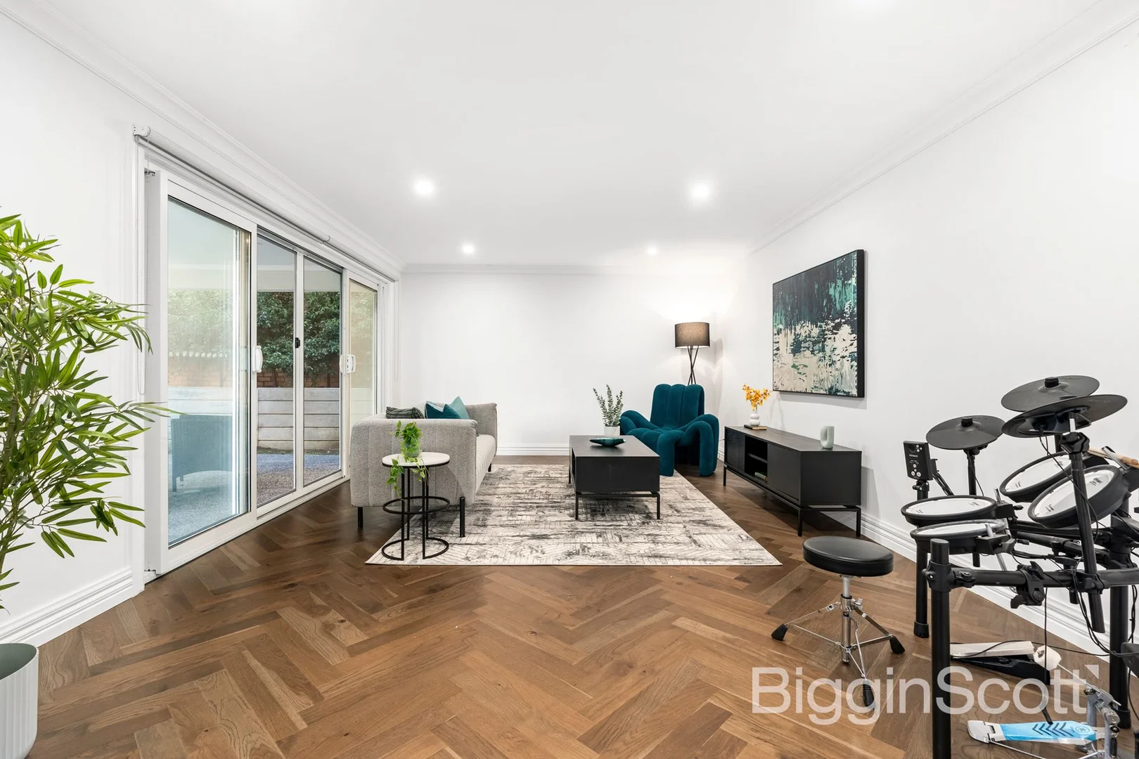 Additional image 24 of 28 Daly Street, Doncaster East VIC 3109