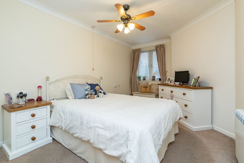 Additional image 8 of 1 bed flat for saleGeorgian Court, Spalding, Lincolnshire PE11