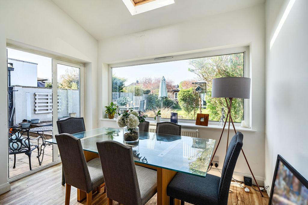 Additional image 3 of 4 bed semi-detached house for saleHurstdene Avenue, Hayes, Kent BR2