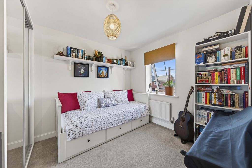 Additional image 11 of 3 bed semi-detached house for saleEmerald Close, Rugby CV22