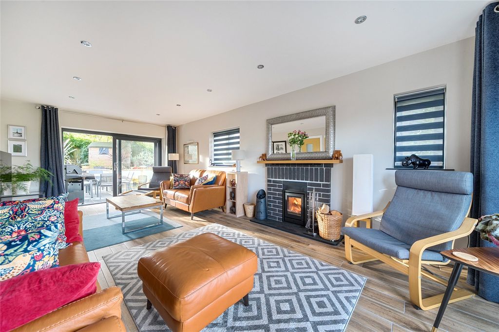 Additional image 2 of 4 bed detached house for saleCastor Road, Brixham, Devon TQ5