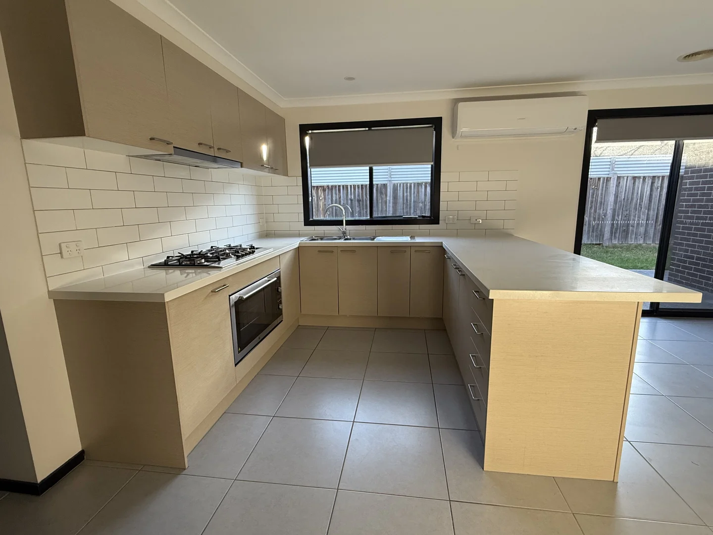 78 The Parade, Wollert VIC 3750 photo 2