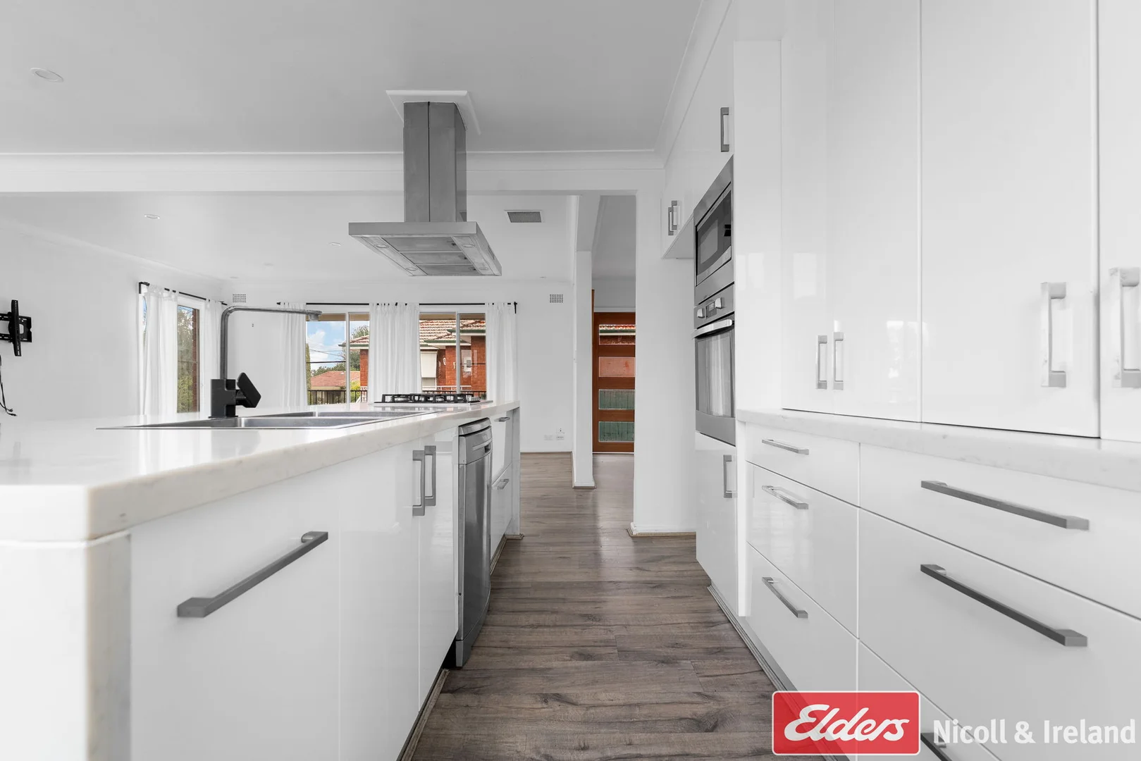 14 Loftus Street, Bathurst NSW 2795 photo 4