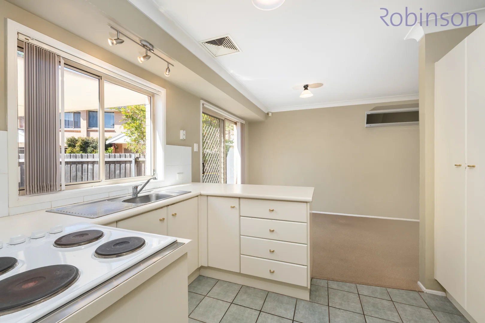 Additional image 2 of 1/27 Hollingsford Crescent, Carrington NSW 2294