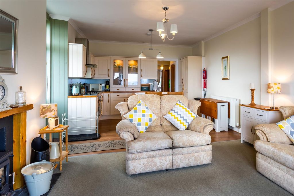 Additional image 14 of 2 bed flat for saleApt 2 Eaisdale House, Shore Road, Whiting Bay. Isle Of Arran KA27
