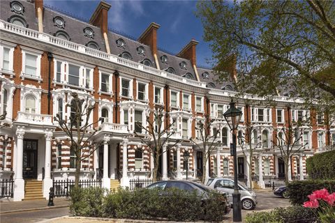 Observatory Gardens, London W8