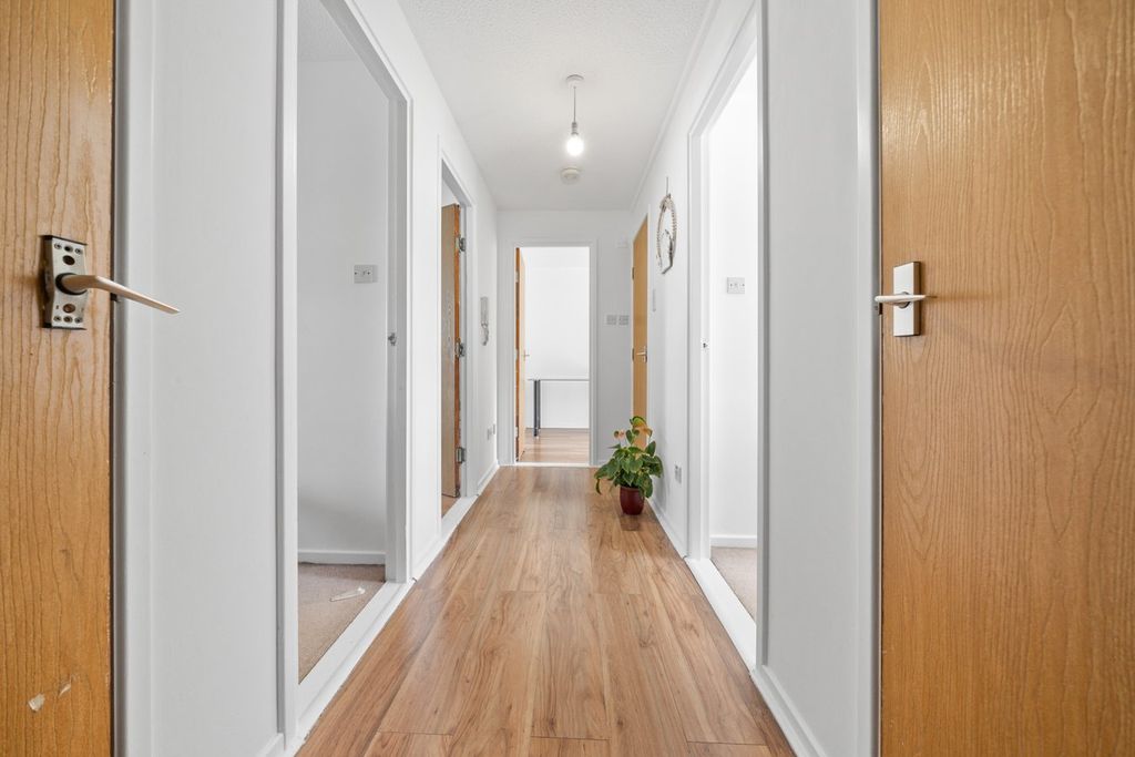 Additional image 8 of 2 bed flat for saleLadysgate Court, Carronshore, Falkirk FK2