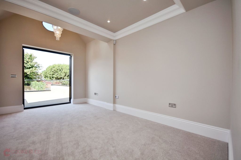 Additional image 32 of 4 bed semi-detached house for saleEastern Esplanade, Broadstairs, Kent CT10