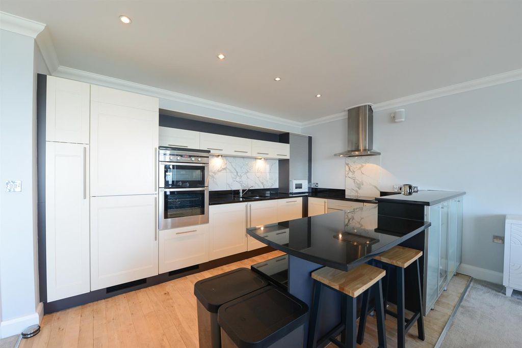 Additional image 8 of 2 bed flat for saleCastle View, Joss Gap Road, Broadstairs CT10