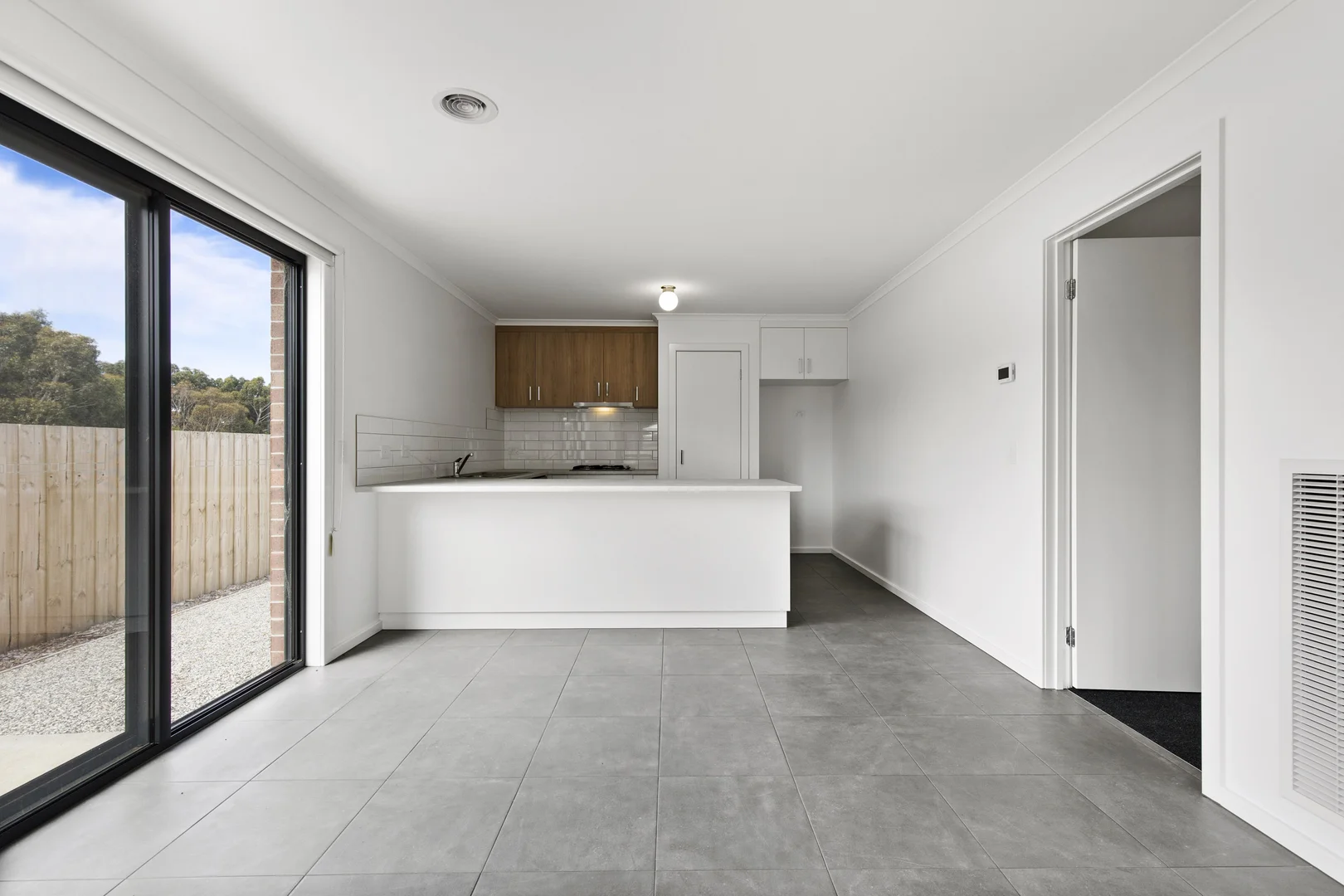 Additional image 3 of 3/395 Old Melbourne Road, Ballan VIC 3342