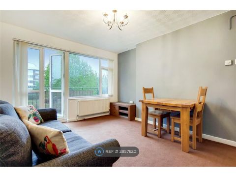 Hookham Court, London SW8