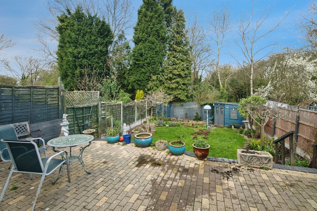 Additional image 19 of 3 bed semi-detached house for saleHigh Street, Pensnett, Brierley Hill DY5