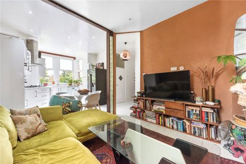 Hermitage Road, London N4