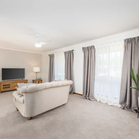 77 Regent Street, Shepparton VIC 3630 photo 4