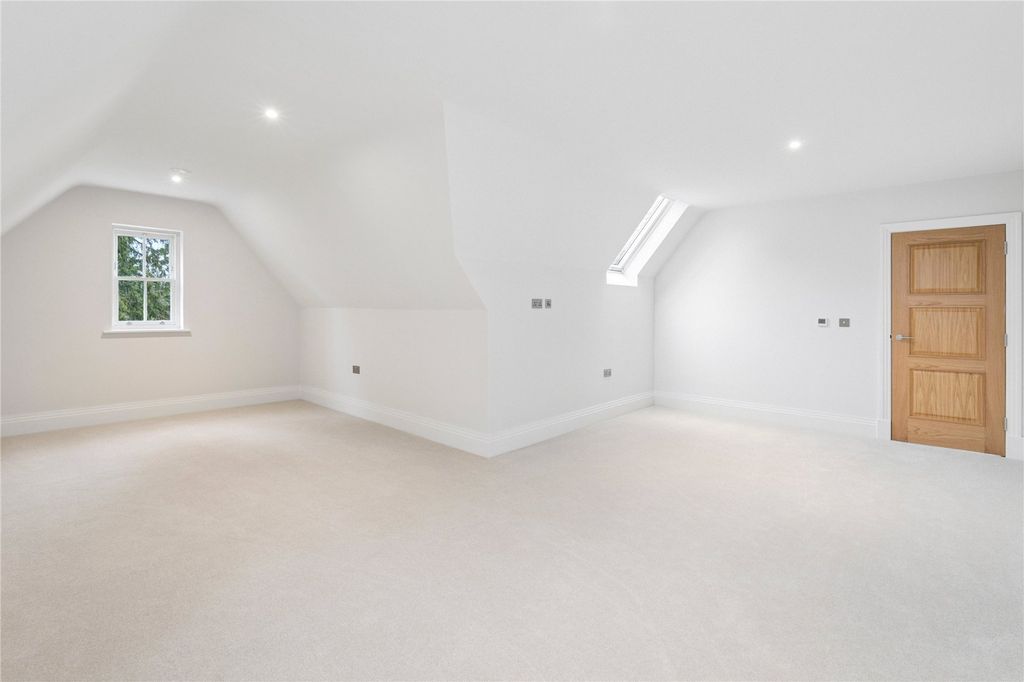 Additional image 22 of 5 bed detached house for saleThe Old Nursery, Hedsor Road, Bourne End, Buckinghamshire SL8