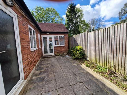 Ainsdale Road, Ealing W5, Studio to rent