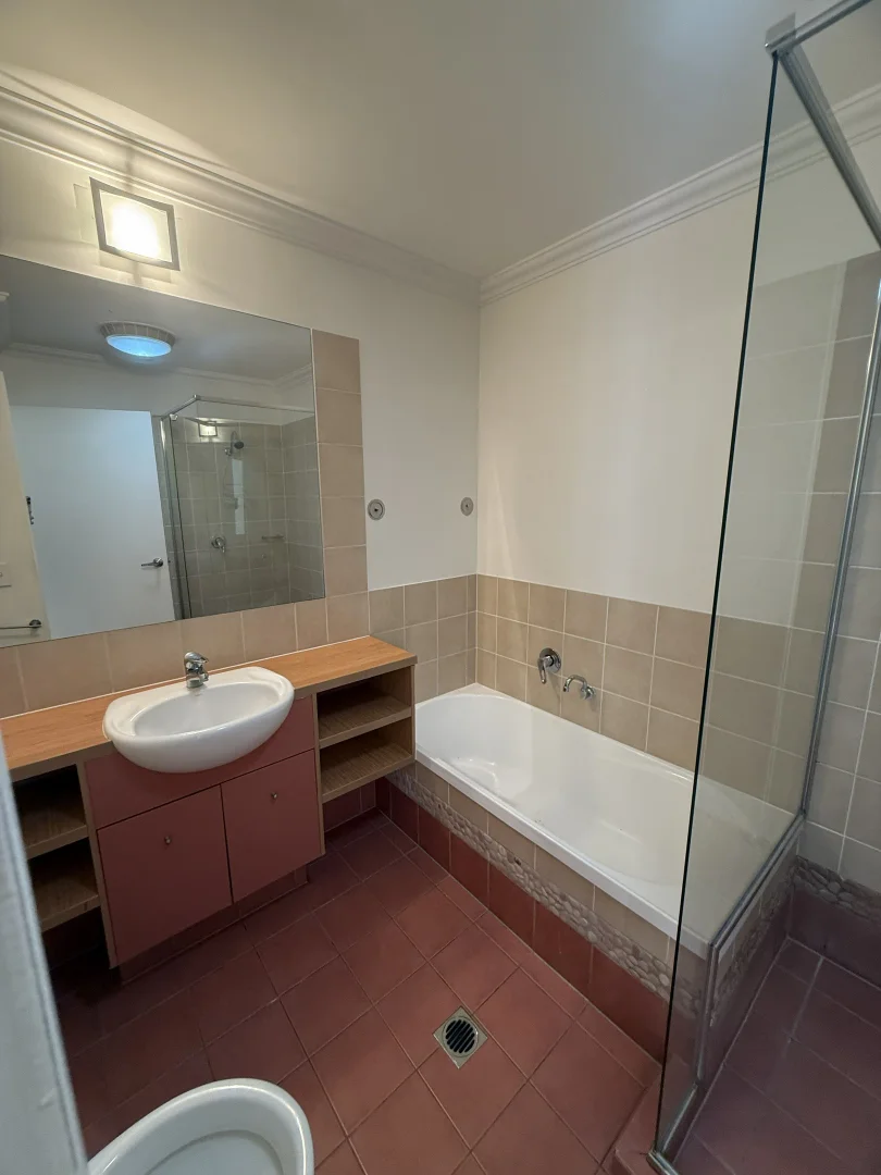 4 University Drive, Robina QLD 4226 photo 5
