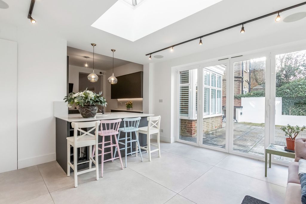 Additional image 10 of 5 bed detached house for saleCambridge Road, Bromley BR1