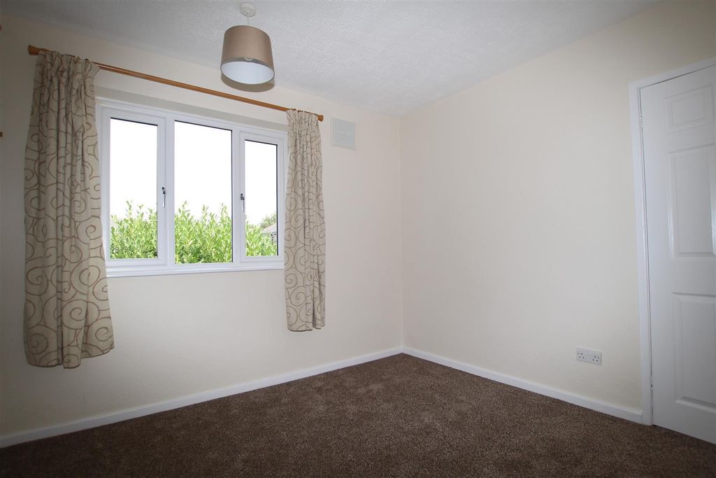 Additional image 7 of 2 bed flat for saleBolton Road, Eccleshill, Bradford BD2