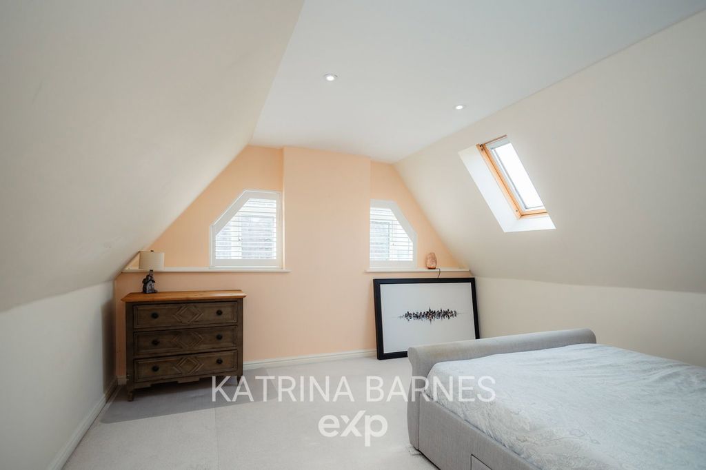 Additional image 22 of 6 bed detached house for saleGrantham Avenue, Great Notley CM77