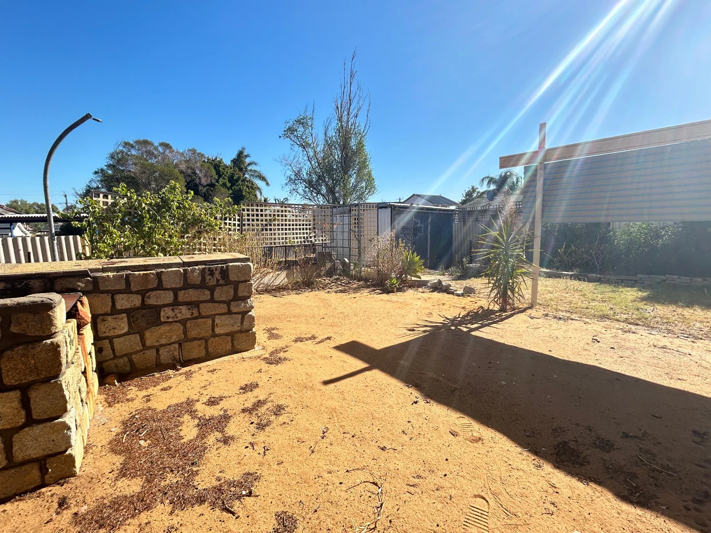 Additional image 16 of 27 Banksia Rd, Camillo WA 6111