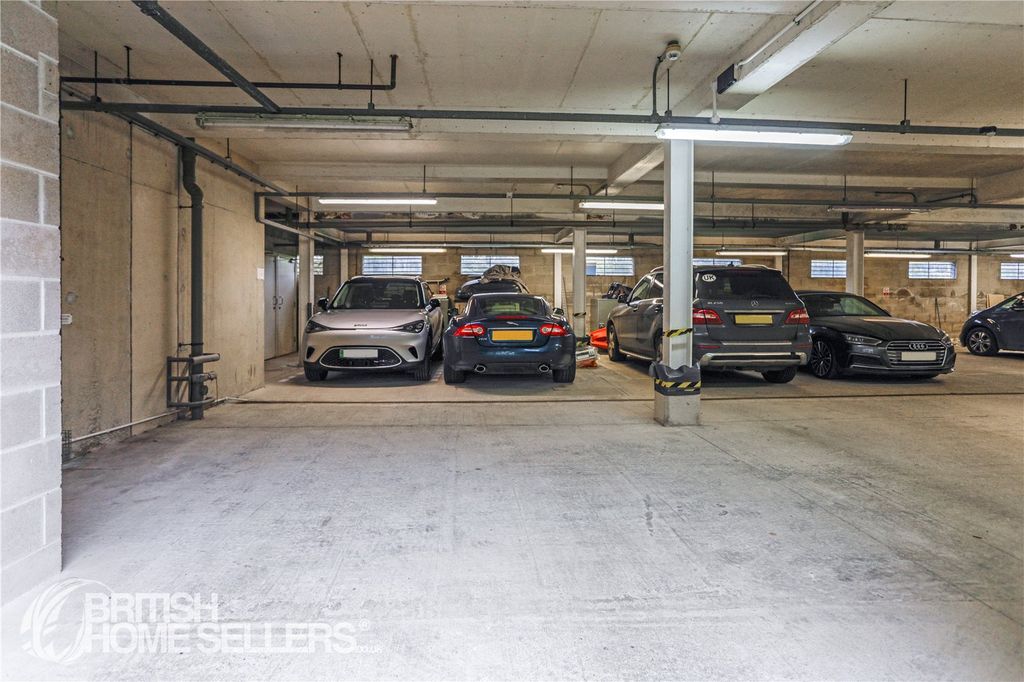 Additional image 13 of 4 bed flat for saleParsonage Way, Plymouth, Devon PL4