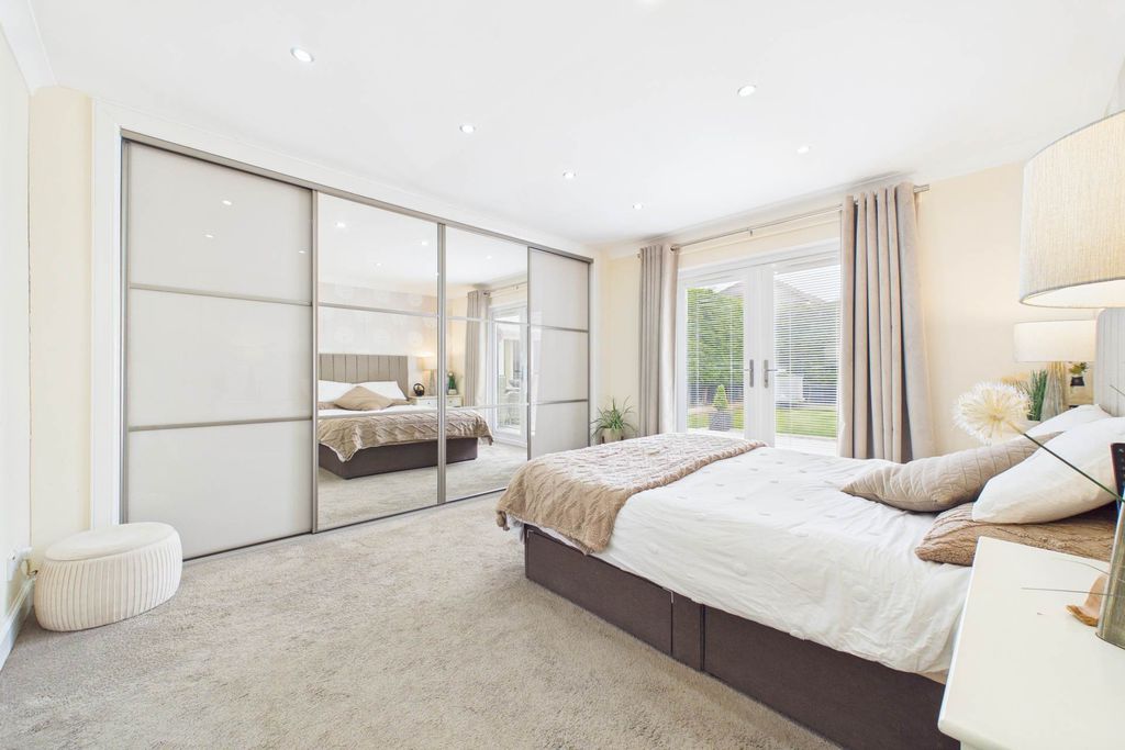 Additional image 16 of 4 bed detached bungalow for saleMorris Crescent, Motherwell ML1