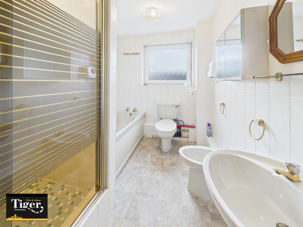 Additional image 13 of 2 bed flat for saleLytham Road, Blackpool FY4