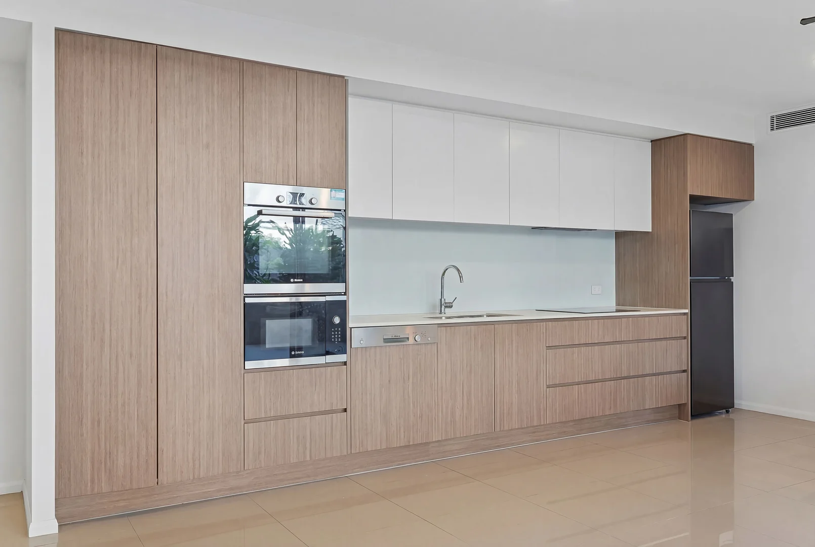 Additional image 12 of 101/5 Chester Terrace, Southport QLD 4215