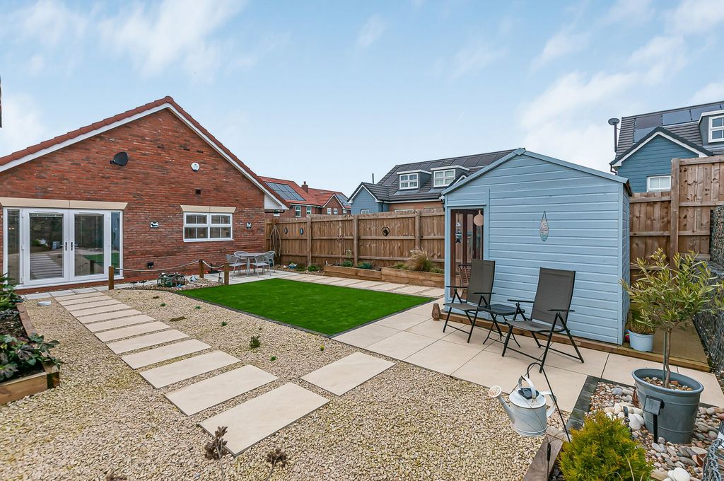 Additional image 20 of 2 bed bungalow for saleTowse Pasture, Bridlington YO16