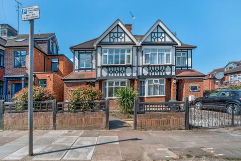 Longstone Avenue, Kensal Rise NW10