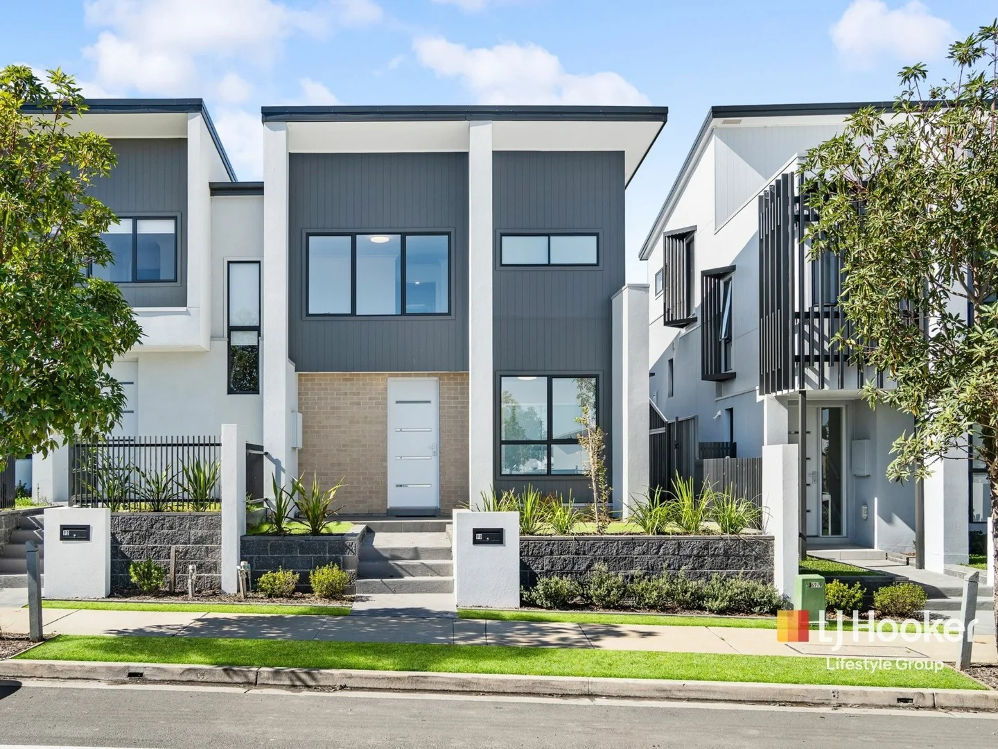 90 Dransfield Drive, Oran Park NSW 2570