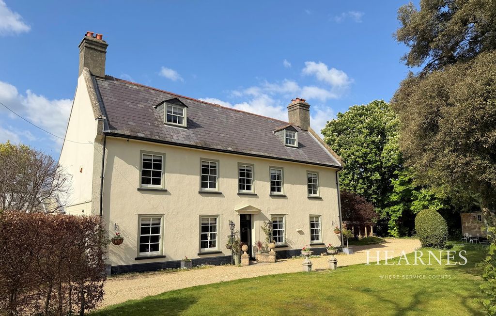 6 bed detached house for saleMuscliffe Lane, Bournemouth, Dorset BH9