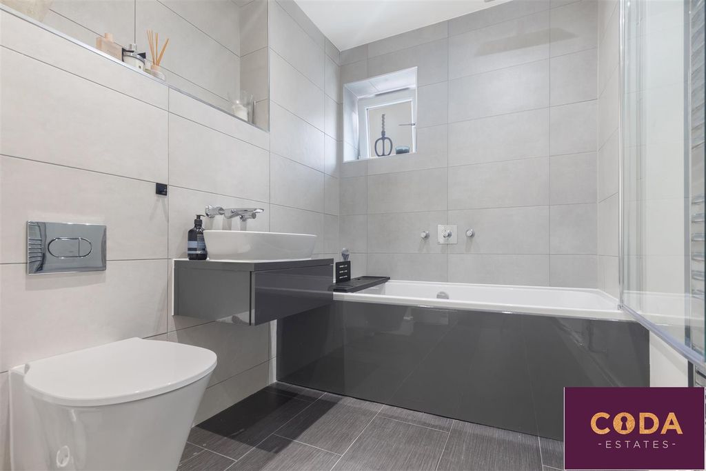 Additional image 42 of 5 bed detached house for saleNairn Drive, Bishopton PA7