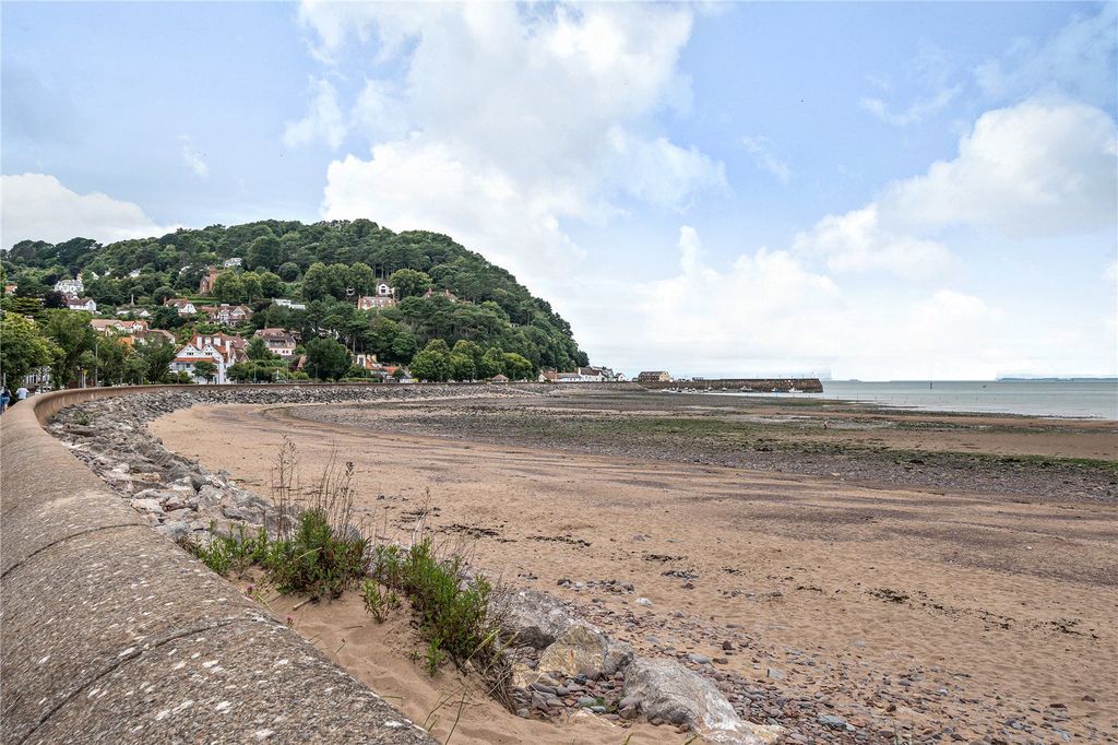 Additional image 3 of 3 bed flat for sale2 The Esplanade, Minehead, Somerset TA24