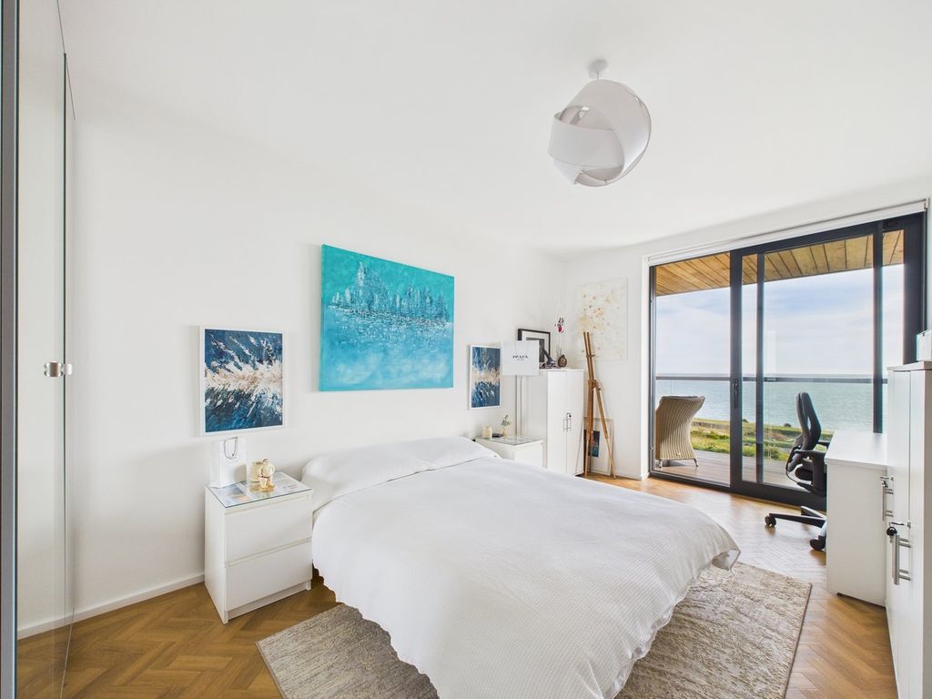 Additional image 9 of 2 bed flat for saleNorth Foreland Avenue, Broadstairs CT10