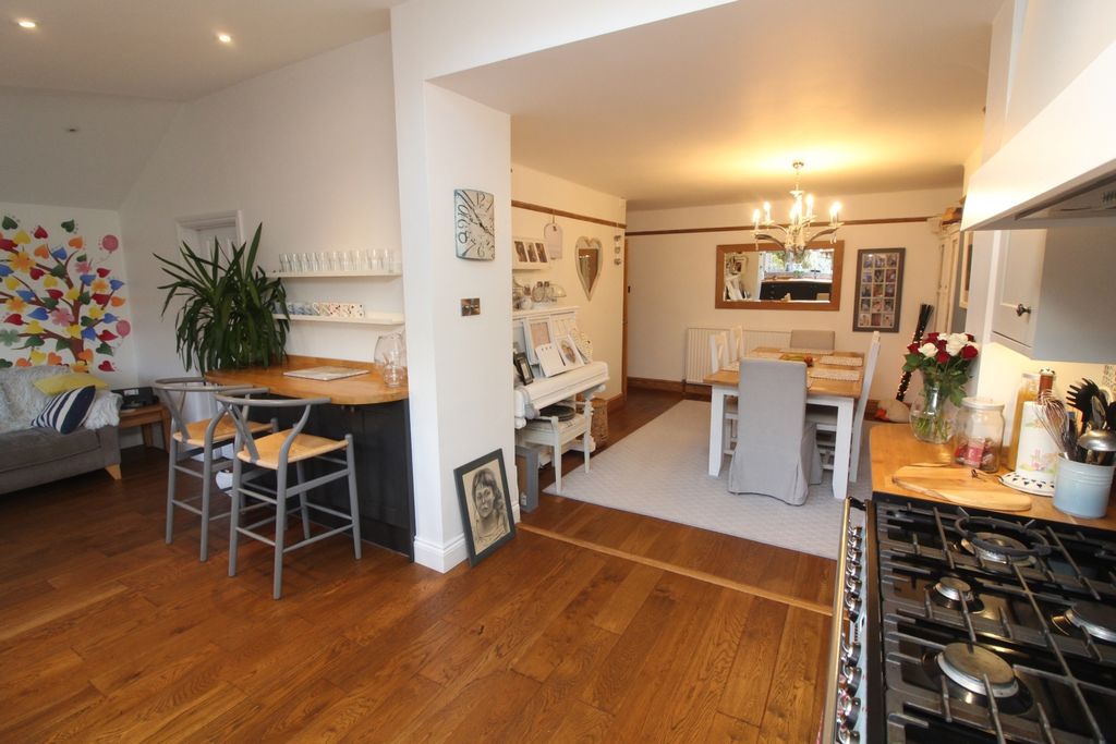 Additional image 2 of 4 bed semi-detached house for sale21 Hamp Green Rise, Bridgwater TA6